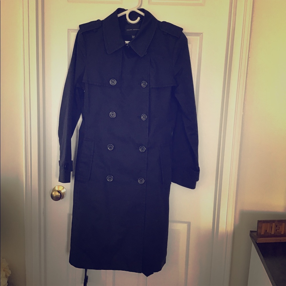 Gap trench coat